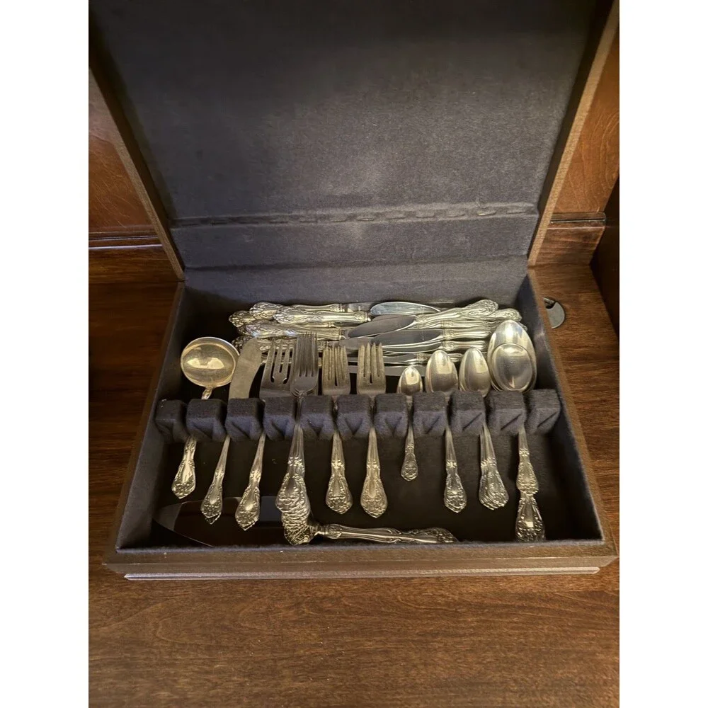 31-Piece Set of Gorham Sterling Silver Flatware Chateau Rose w/ Storage Box